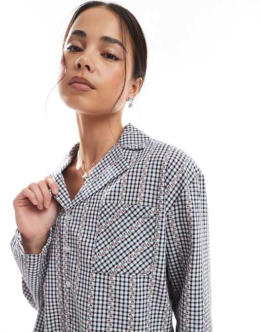 Daisy Street Long Sleeve Pyjama Button Up Shirt In Navy Ditsy Floral Gingham