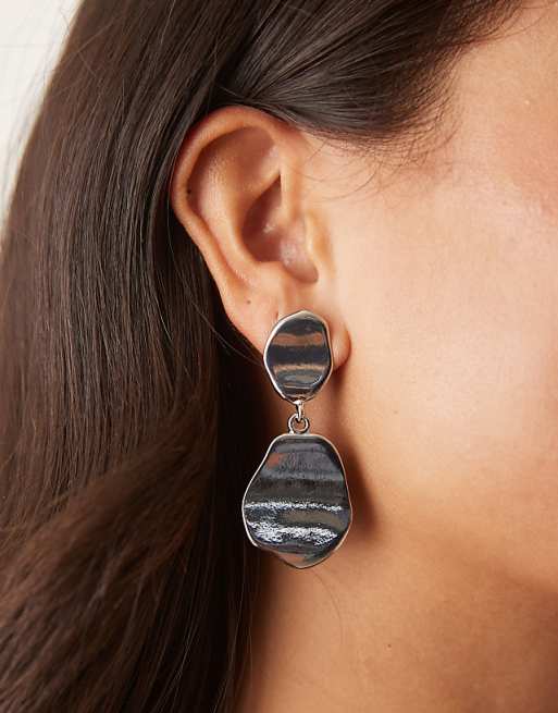 DesignB London flat molten drop stud earrings in silver