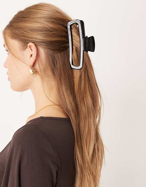 DesignB London hair claw clip in black