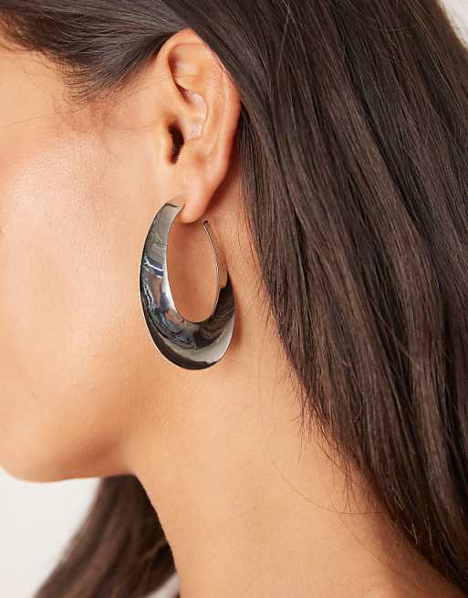 DesignB London irregular molten hoop earrings in silver