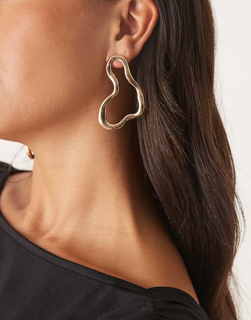 DesignB London irregular molten stud earrings in gold