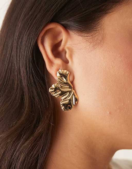 DesignB London molten flower petal stud earrings in gold