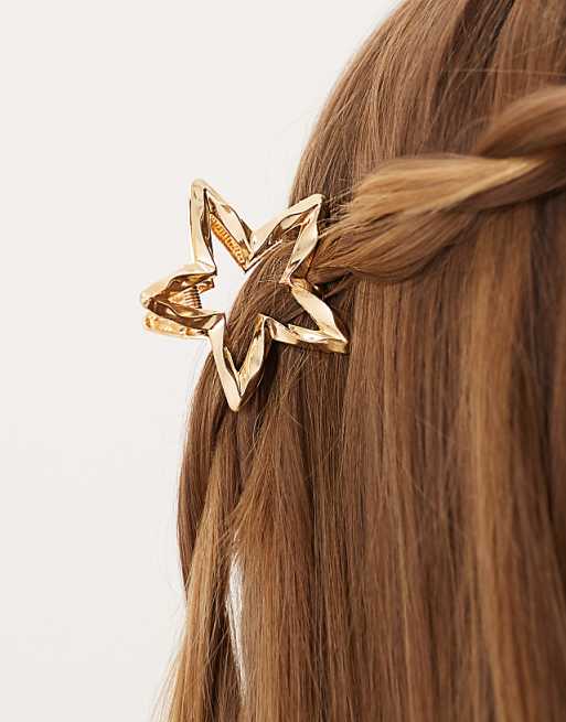 DesignB London molten metal star hair claw clip in gold