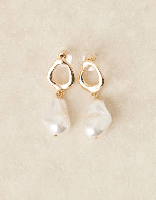 DesignB London Molten Stud And Pearl Drop Earrings In Gold