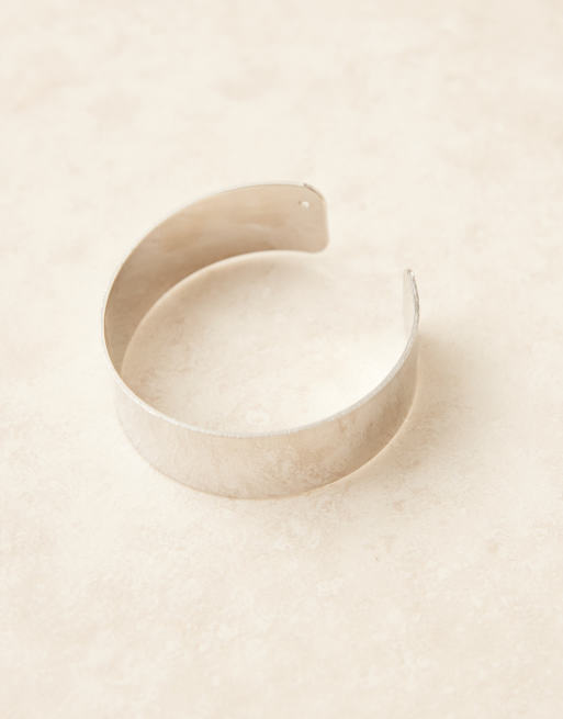 DesignB London Open Bangle Bracelet In Silver