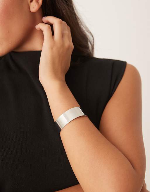 DesignB London open bangle bracelet in silver
