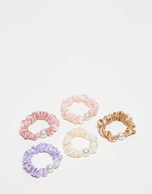 DesignB London pack of 5 mini ruched scrunchies with pearl detail in neutral