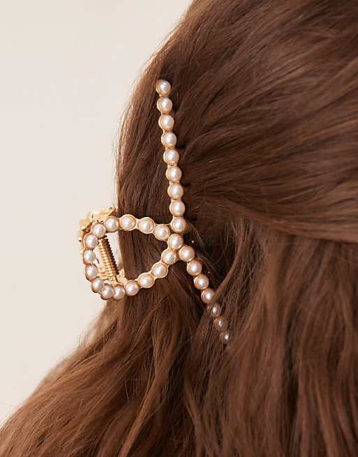 DesignB London slim pearl hair claw in gold