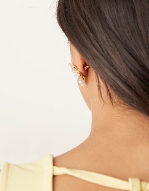 DesignB London Statement Flower Stud Earrings In Pearl And Gold