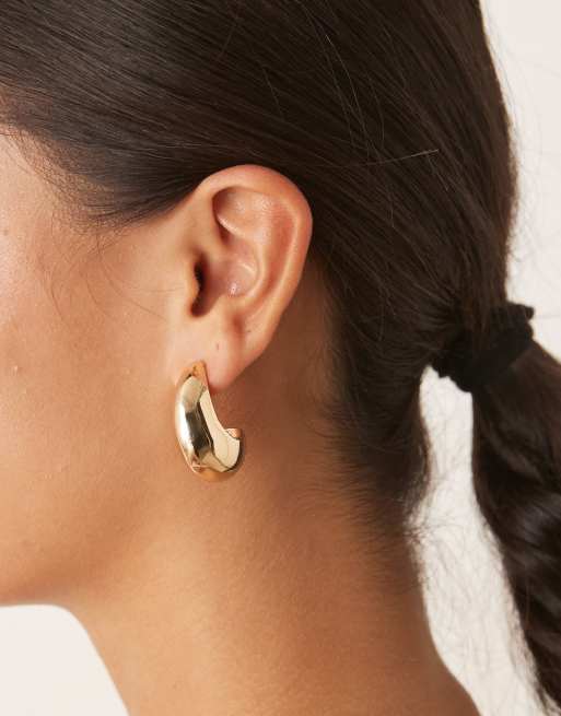DesignB London Teardrop Hoop Earrings In Gold