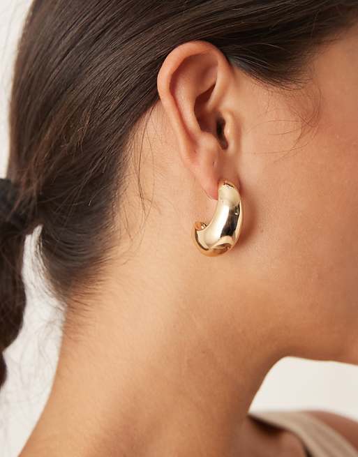 DesignB London teardrop hoop earrings in gold
