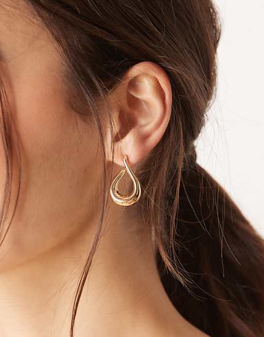 DesignB London twisted hoop stud earrings in gold