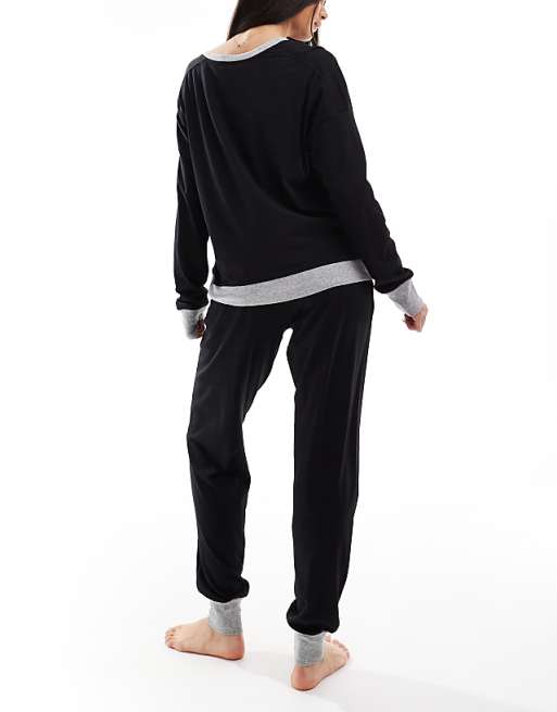DKNY Signature Top And Jogger PJ Set In Black/Grey
