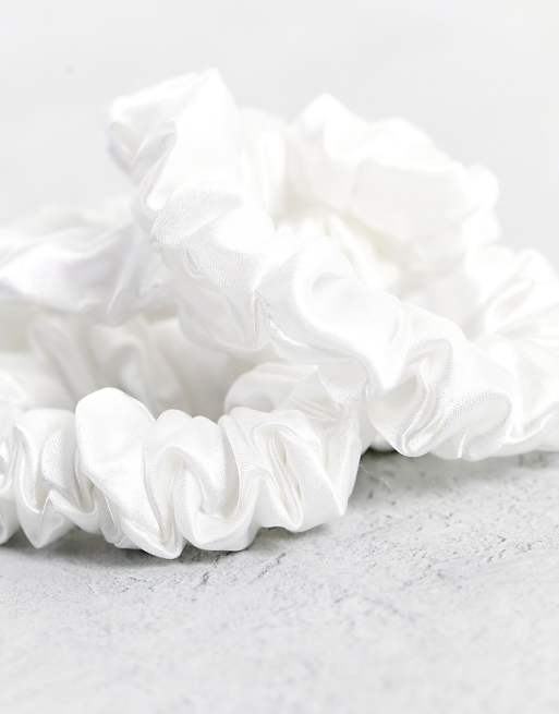 Easilocks Small Classic Small Satin Scrunchies 3 Pack - White