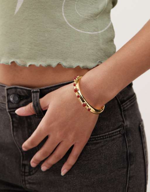 En Route Ruby Kiss 18k Gold Plated Cuff Bracelet With Red Carmelian Stones