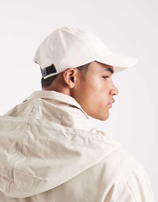 Fred Perry Pique Cap In Ecru