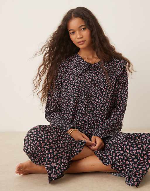 Glamorous ditsy floral pyjama shirt and trouser set in black pink floral
