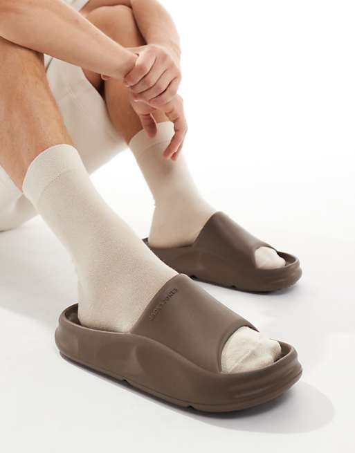 Jack & Jones moulded slider in brown