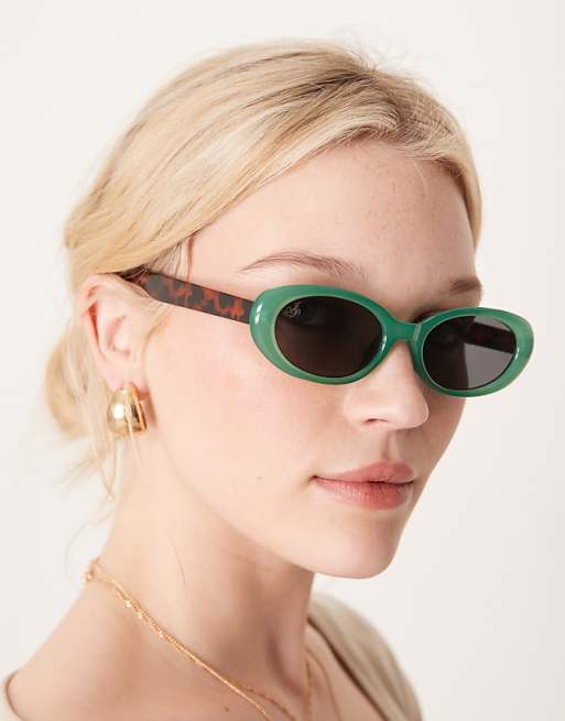 Jeepers Peepers oval sunglasses in green with contrast tortoiseshell