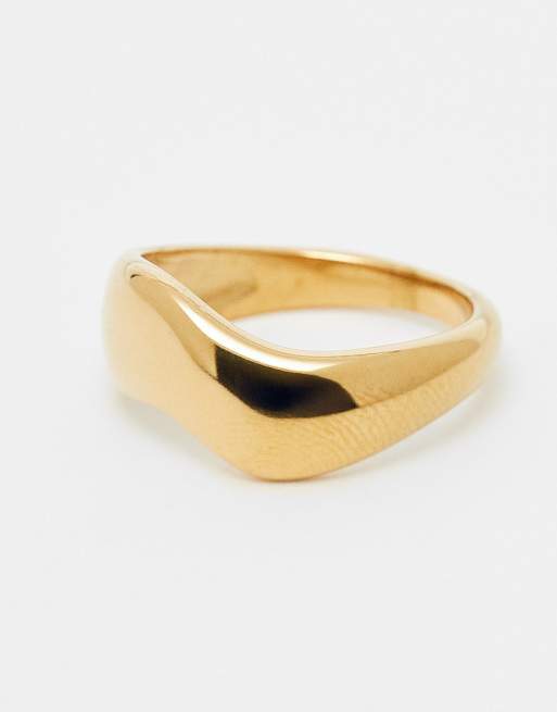 Lost Souls Curved Chunky Band Ring In 18ct Gold Plated Stainless Steel