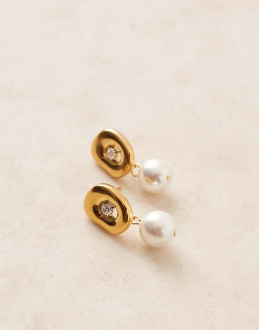 Lost Souls Embellished Stud Earring With Pearl Drop In 18ct Gold Plated Stainless Steel