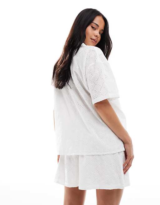 Loungeable Ladies Embroidered Short Pyjama Set In White
