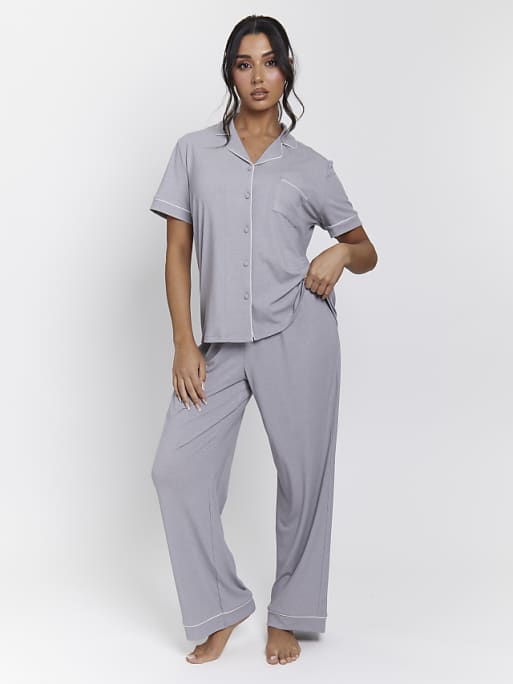Loungeable Ladies ribbed pyjama set in silver