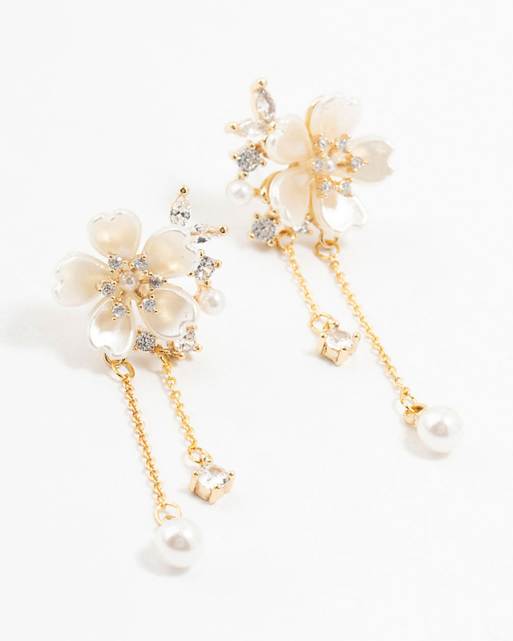 Lovisa Gold plated acrylic flower pearl drop earrings in gold