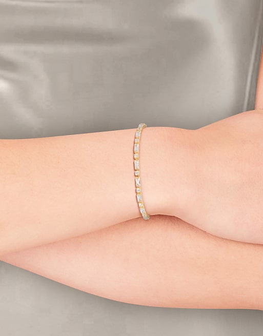 Lovisa Gold plated baguette stone toggle tennis bracelet in gold