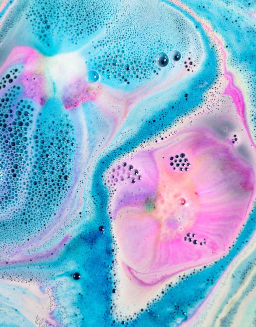LUSH Intergalactic Bath & Shower Duo