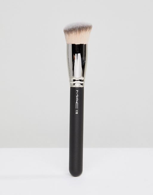 MAC 170 Synthetic Rounded Slant Brush