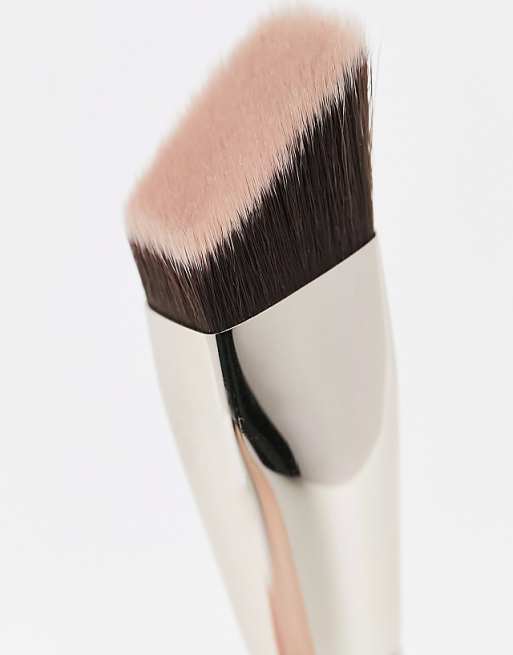 MAC 171S Wedge Foundation Brush