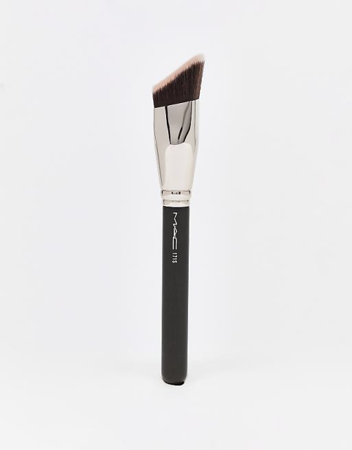 MAC 171S Wedge Foundation Brush