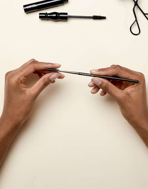 MAC 204 Lash Brush