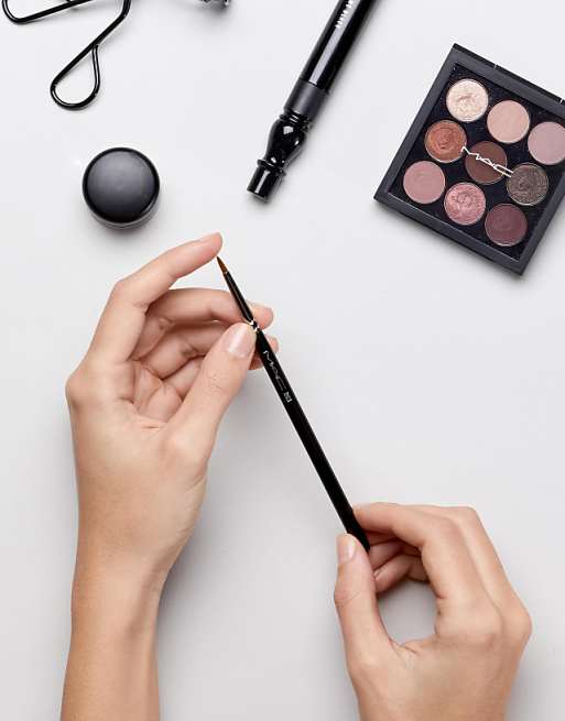 MAC 209 Eye Liner Brush