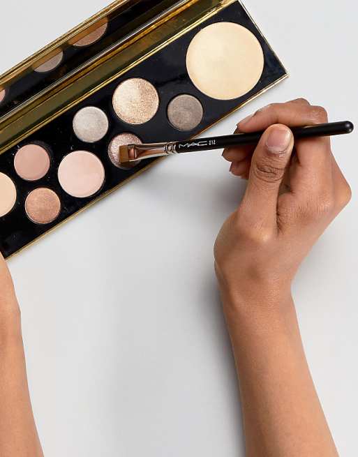MAC 212 Flat Definer Brush