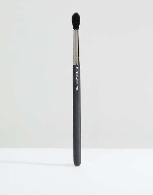 MAC 224S Tapered Blending Brush