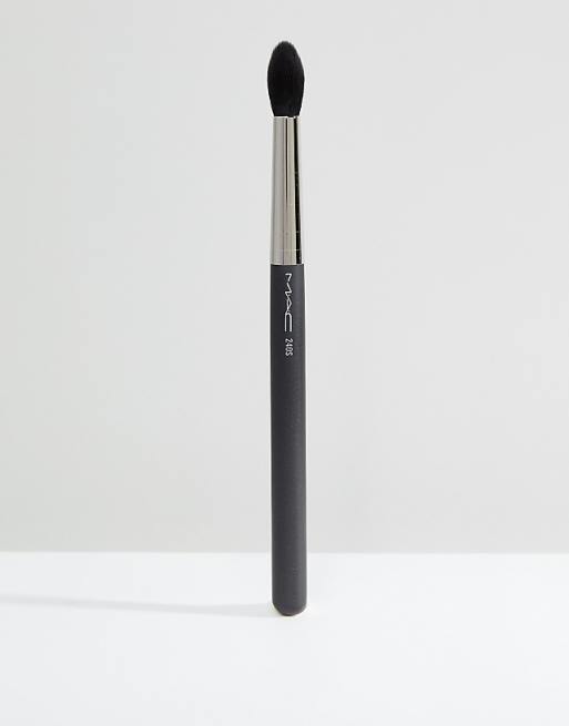 MAC 240S Large Tapered Blending Brush