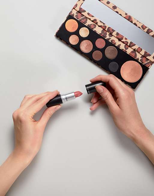 MAC Retro Matte Lipstick - Runway Hit