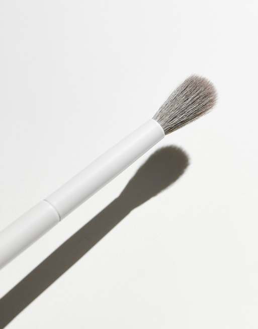 Morphe M333 Large Rounded Blender Eyeshadow Brush