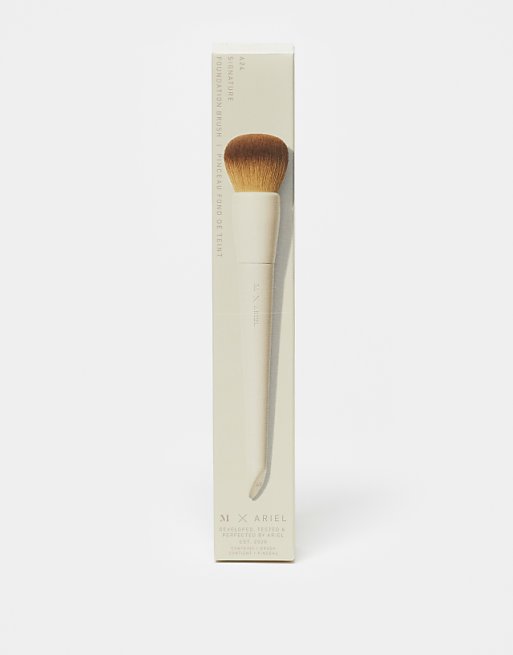 Morphe x Ariel A24 Foundation Brush