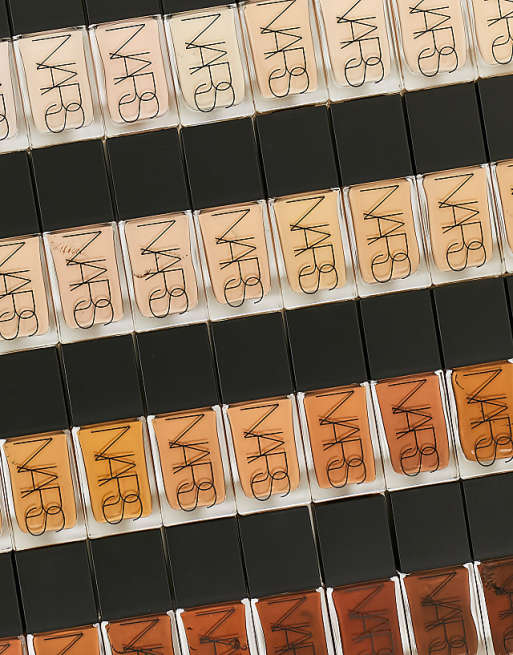NARS Light Reflecting Foundation