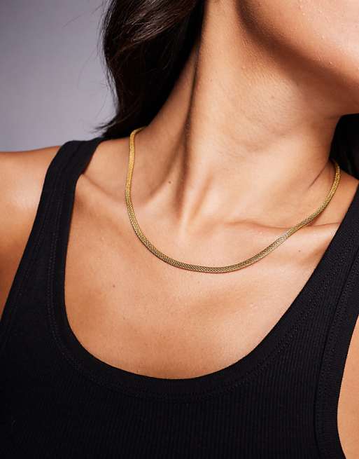 Neck On The Line Mesh Chain Necklace In Gold Plated