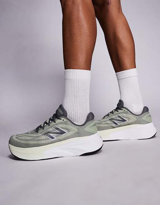 New Balance Fresh Foam More Running trainers in green
