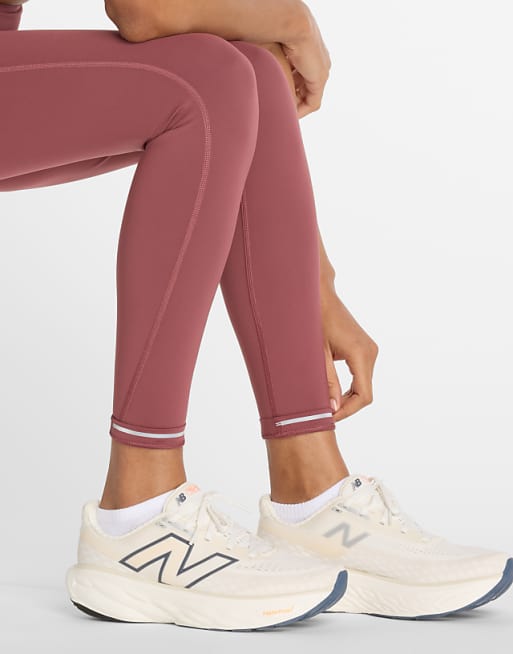 New Balance Nb Sleek High Rise Legging 25" In Washed Burgundy