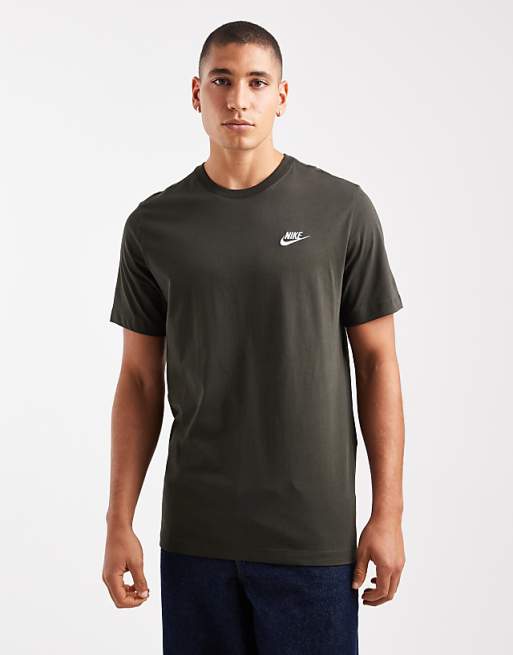 Nike Club t-shirt in dark green