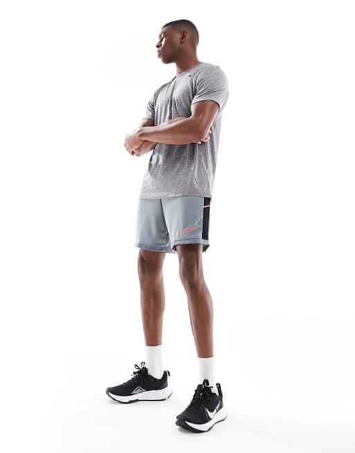 Nike Football Academy Shorts In Grey