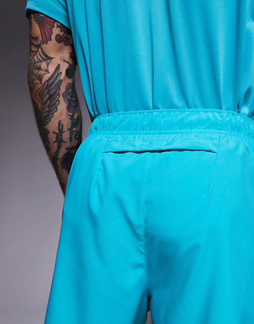 Nike Running Challenger Dri-FIT 7 Inch Shorts In Turquoise