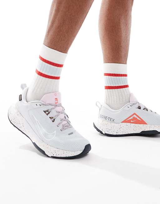 Nike Running Juniper Trail 2 Gore-TEX Trainers In Light Grey