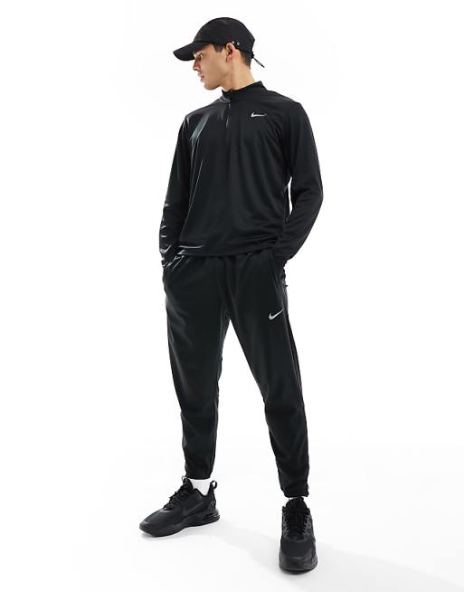 Nike Running Pacer Dri-FIT Half Zip Longsleeve Top In Black